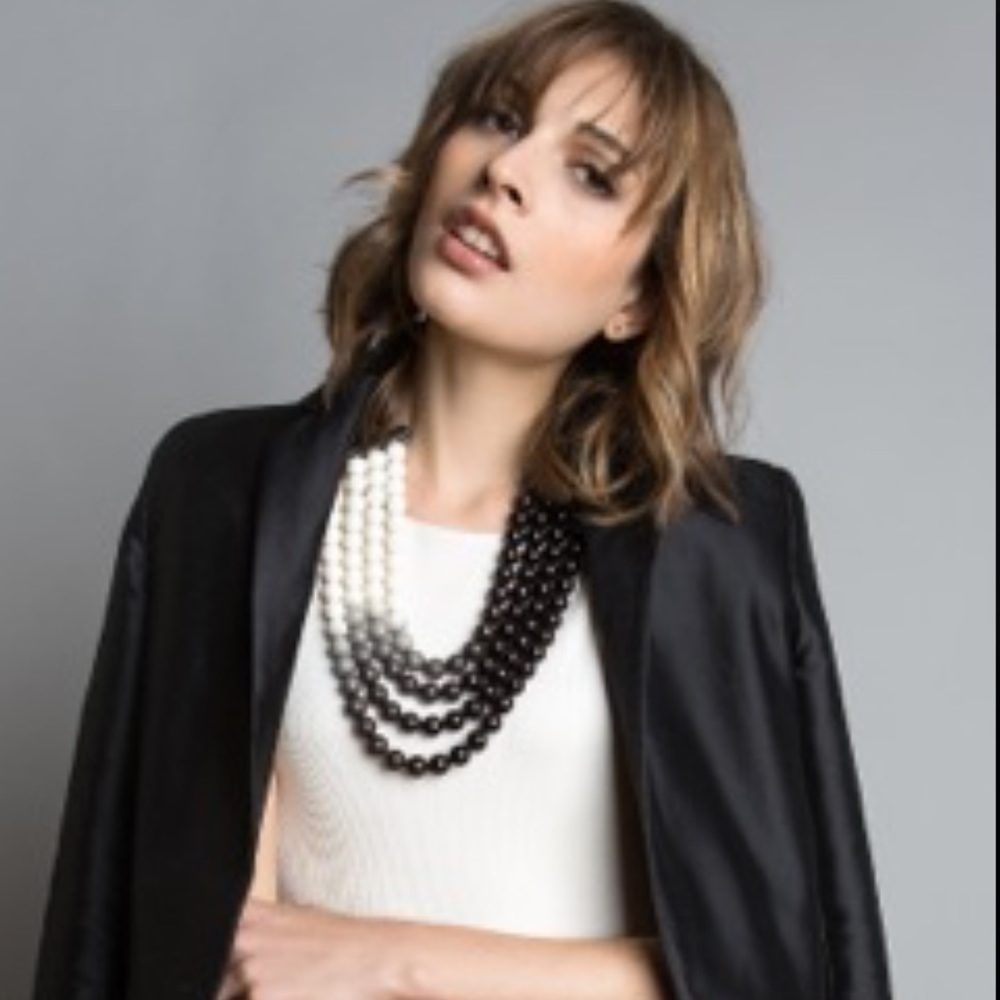 🍾🍾REDUCED-LAST ONE!!🎉Diana Broussard Asteria necklace